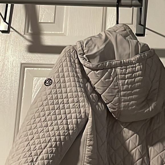 Jacket - Picture 3 of 3